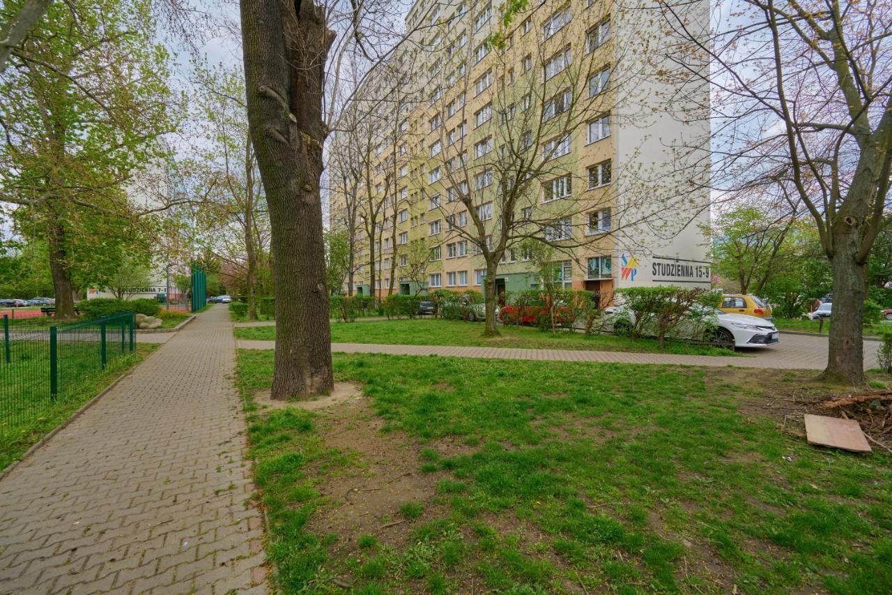 Apartament Studzienna Wroclaw By Noclegi Renters Exterior foto